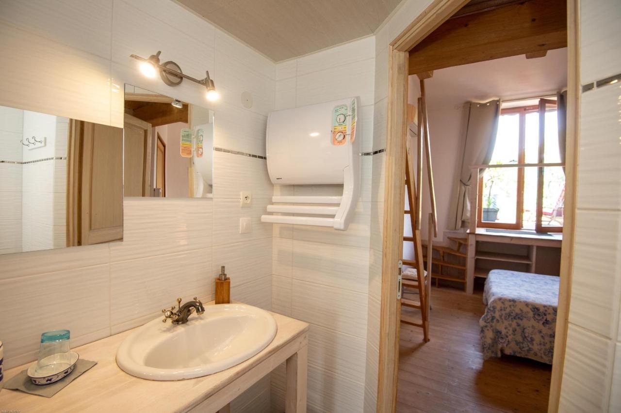 Les Chambres D'Hotes De Laurette Bertrambois Exteriör bild