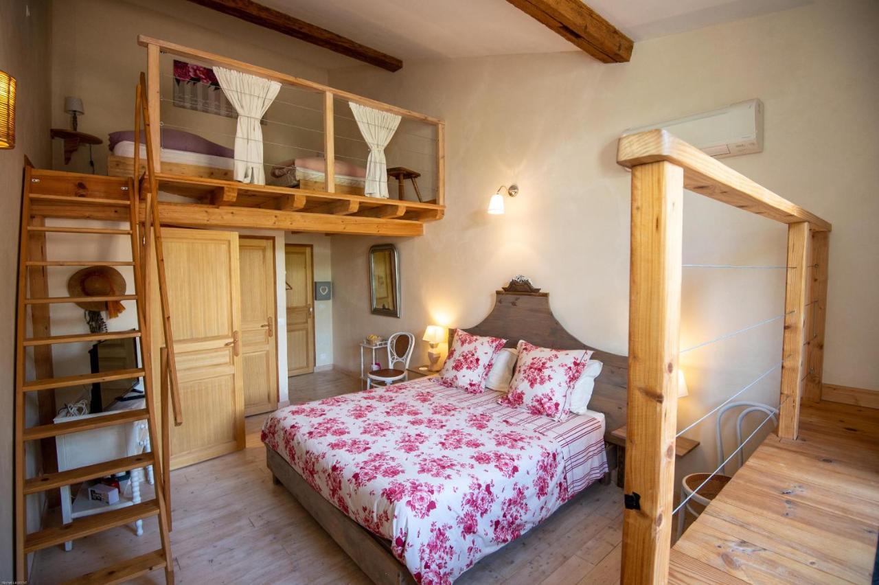 Les Chambres D'Hotes De Laurette Bertrambois Exteriör bild